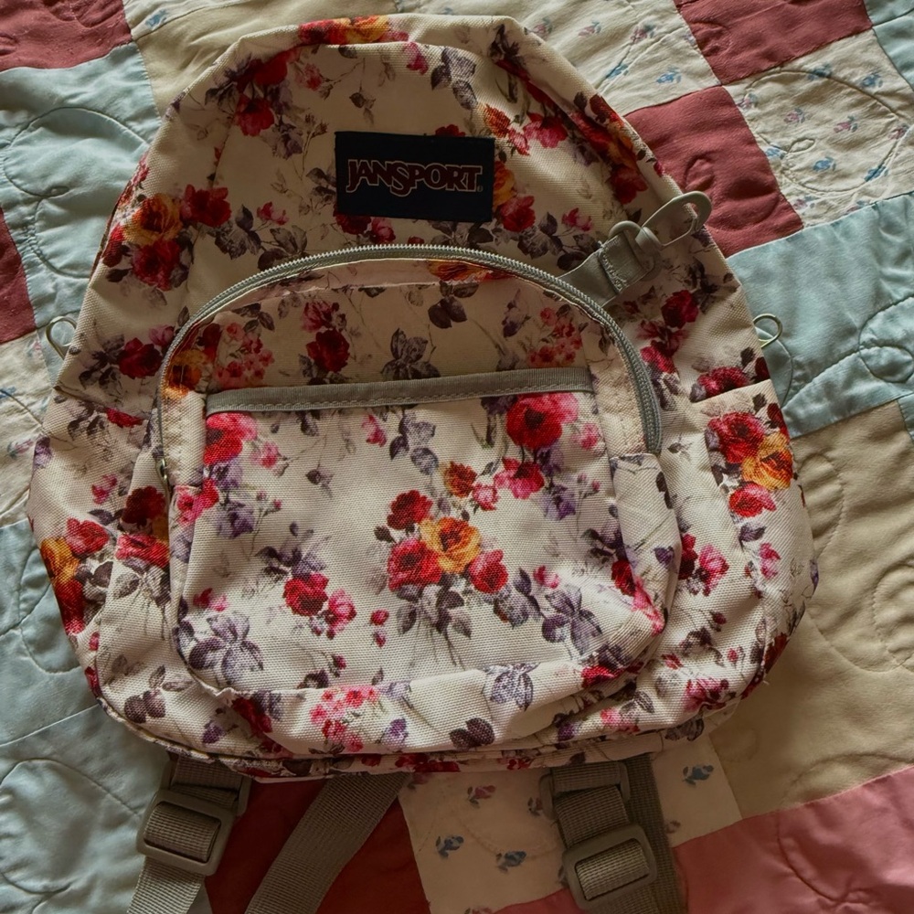 mini jansport back pack